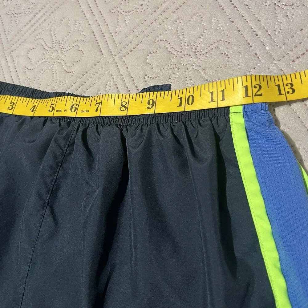 Nike Running Shorts Womens Navy Blue Dri-FIT Tempo Neon Trim Size M - Picture 5 of 7